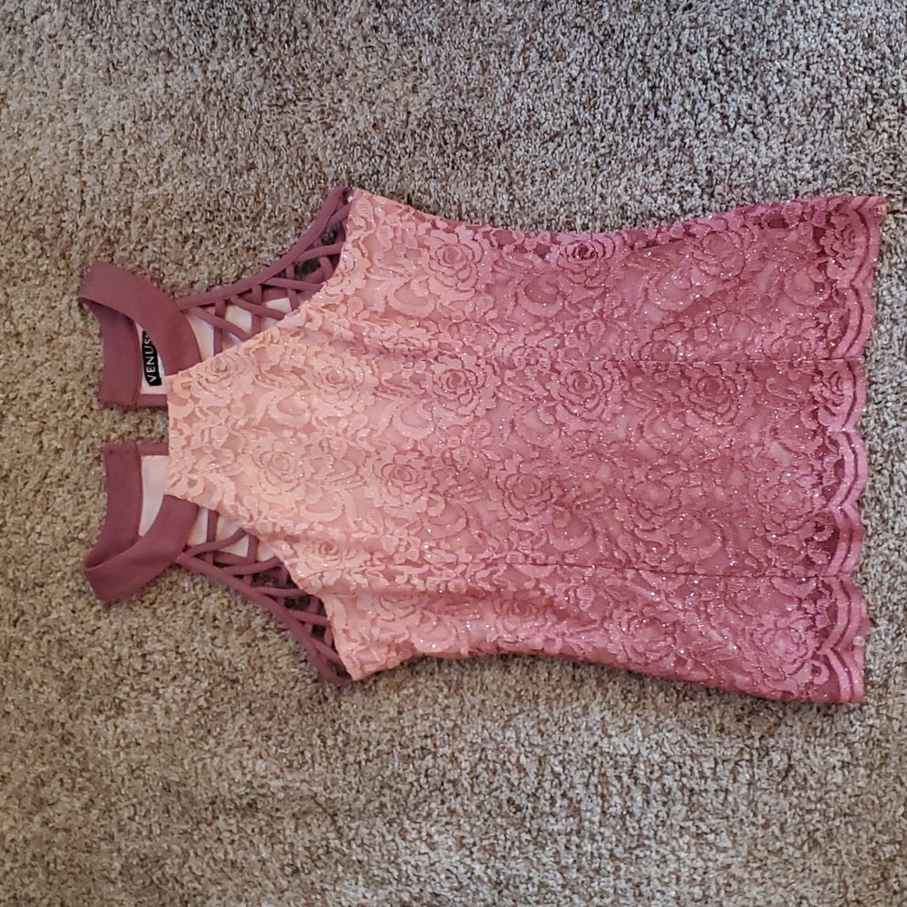 Venus Ombre pink and purple lace sleeveless size small top